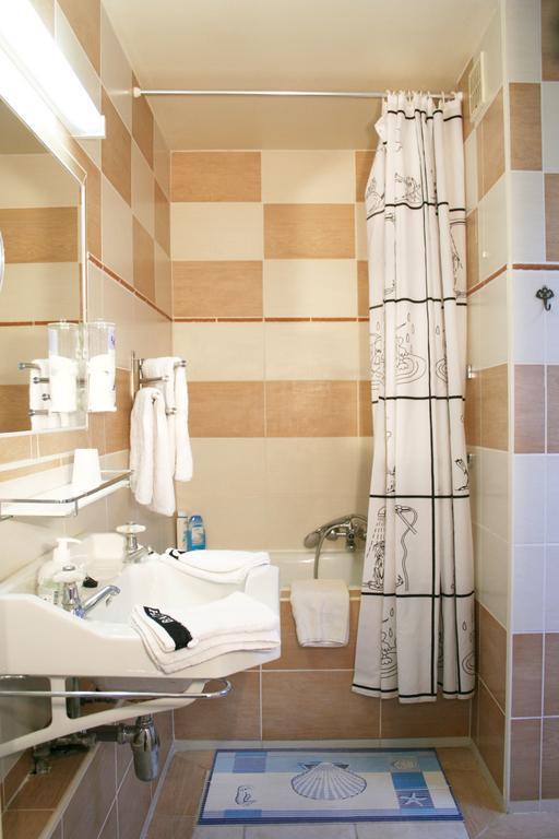 B&B La Source Fleurieプロフォンドヴィル 部屋 写真